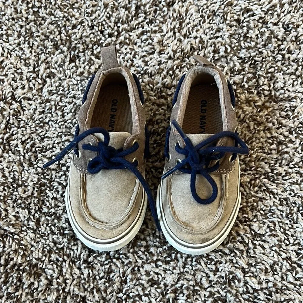 Toddler Old Navy Slip On Shoes Size: 5C